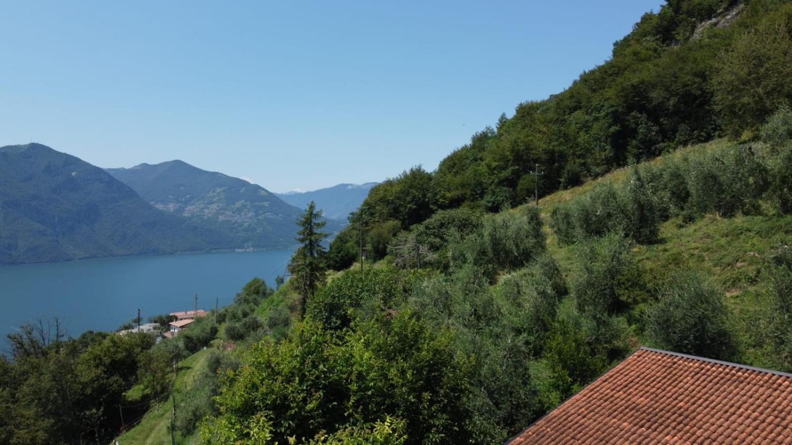 Agriturismo Cascina Lert มาโรเน ภายนอก รูปภาพ