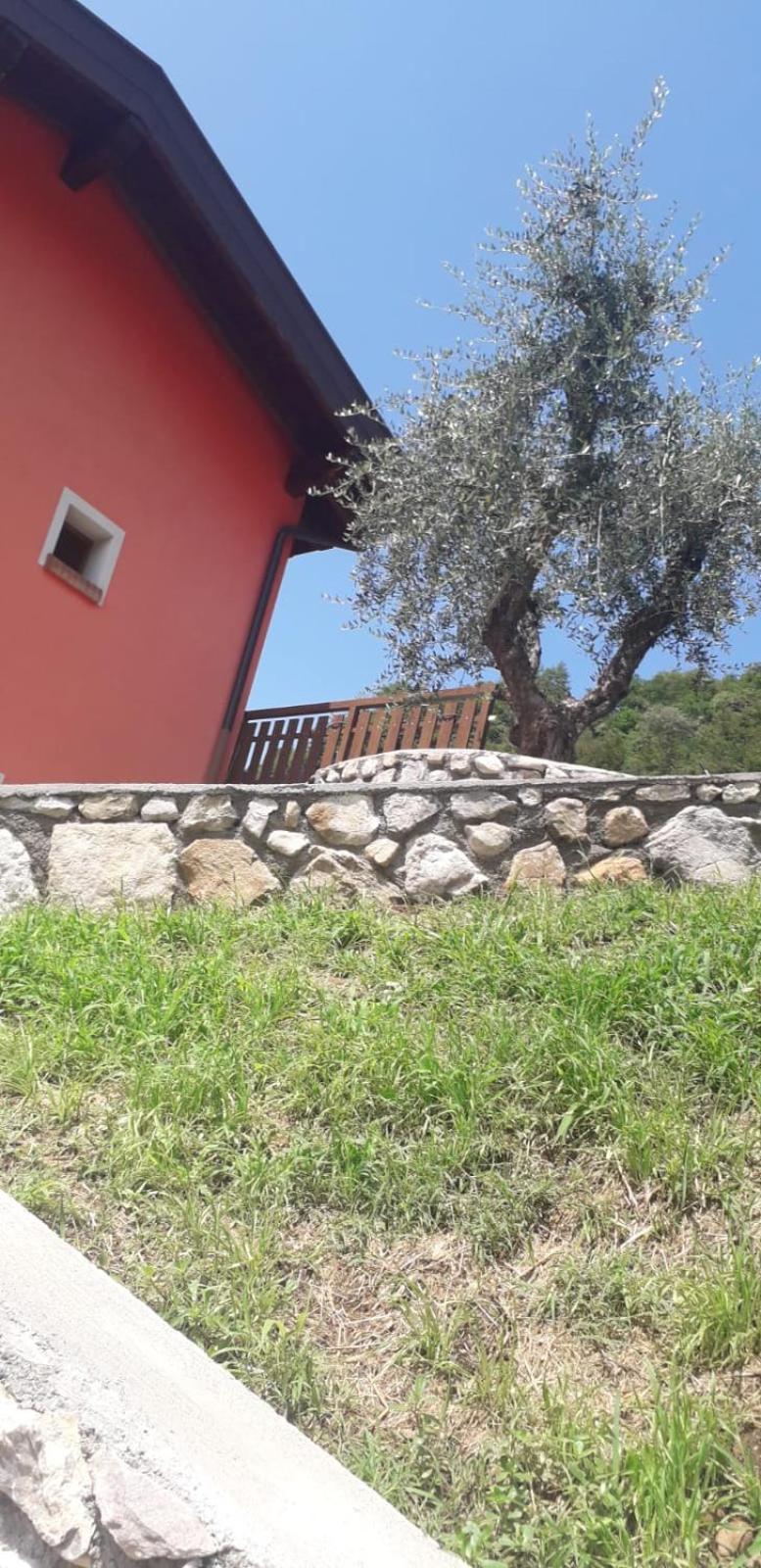 Agriturismo Cascina Lert มาโรเน ภายนอก รูปภาพ
